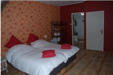 Les Fruits Du Passau Bed & Breakfast Saint-Désiré Dış mekan fotoğraf